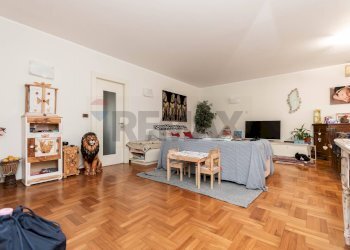 Soggiorno - Appartamento Via Emilio Salgari, Genova - foto 2