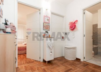 Hall / corridoio - Appartamento Via Emilio Salgari, Genova - foto 35