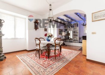 Sala da pranzo - Villa VIA CAMPORINO, Rapallo - photo 85