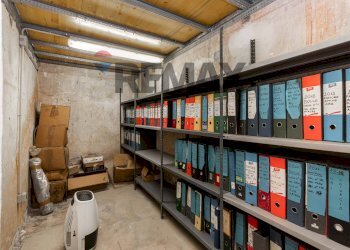 Dispensa di stoccaggio - Laboratorio Via Del Campasso
 
16/58r, Genova - foto 7