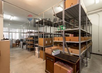 Dispensa di stoccaggio - Laboratorio Via Del Campasso
 
16/58r, Genova - foto 19