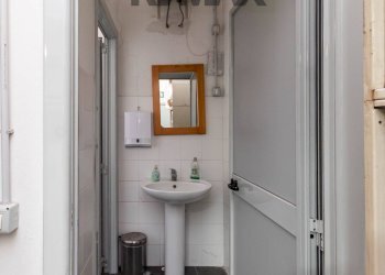 Bagno - Laboratorio Via Del Campasso
 
16/58r, Genova - foto 25