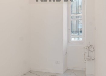 Stanza vuota - Appartamento Corso Ugo Bassi
 
50, Genova - foto 35