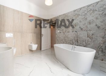 Bagno - Appartamento Corso Ugo Bassi
 
50, Genova - foto 38