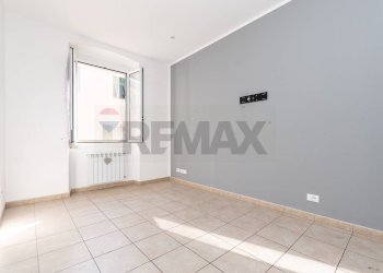 Stanza vuota - Appartamento Genova - foto 23