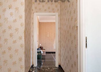 Hall / corridoio - Appartamento Via Gabriele Rossetti
 
15A, Genova - foto 22