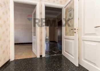 Hall / corridoio - Appartamento Via Gabriele Rossetti
 
15A, Genova - foto 34