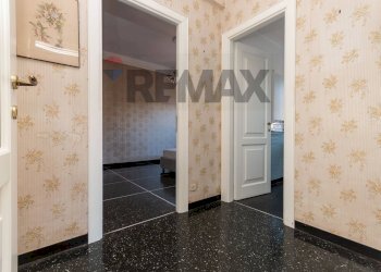 Hall / corridoio - Appartamento Via Gabriele Rossetti
 
15A, Genova - foto 44