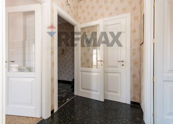 Hall / corridoio - Appartamento Via Gabriele Rossetti
 
15A, Genova - foto 45