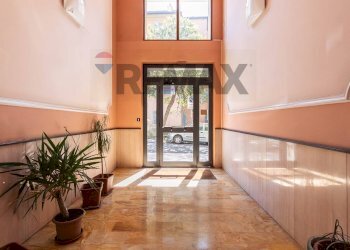 Ricezione / Lobby - Appartamento Via Gabriele Rossetti
 
15A, Genova - foto 47