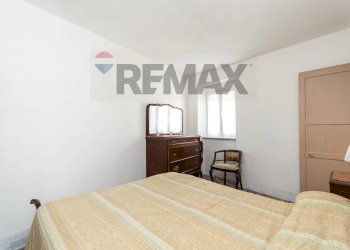 Camera / camera da letto - Three-room apartment Località Bavastri
 
40, Torriglia - photo 14