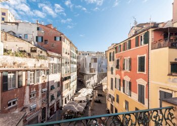 Edificio all\'aperto - Appartamento Salita Pollaiuoli
 
13, Genova - foto 1