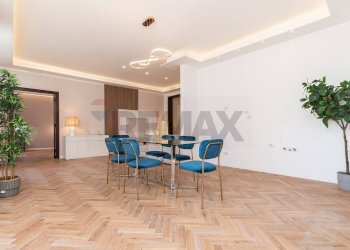 Sala da pranzo - Appartamento Salita Pollaiuoli
 
13, Genova - foto 13