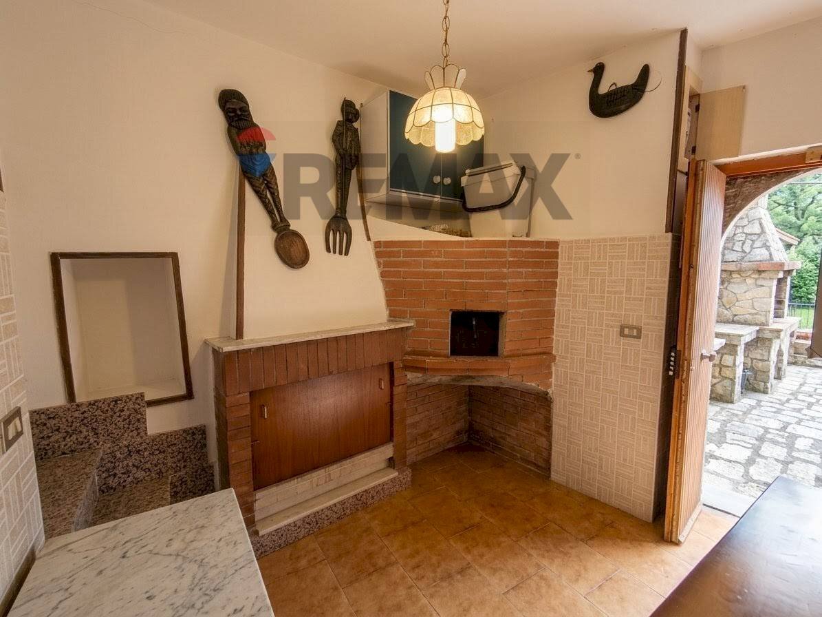 Hall / corridoio - Casa semi indipendente Via Castello
 
30, Sant'Angelo Limosano - foto 1
