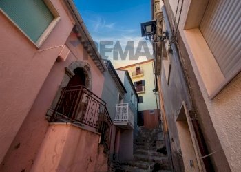 Edificio all\'aperto - Casa semi indipendente Via Castello
 
30, Sant'Angelo Limosano - foto 3