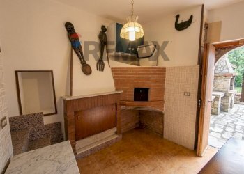 Hall / corridoio - Casa semi indipendente Via Castello
 
30, Sant'Angelo Limosano - foto 4