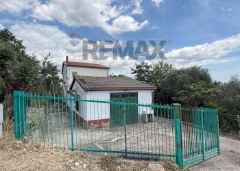 Casa all\'aperto - Casa indipendente c.da Difesa dei Bovi
 
SNC, Guardialfiera - foto 16
