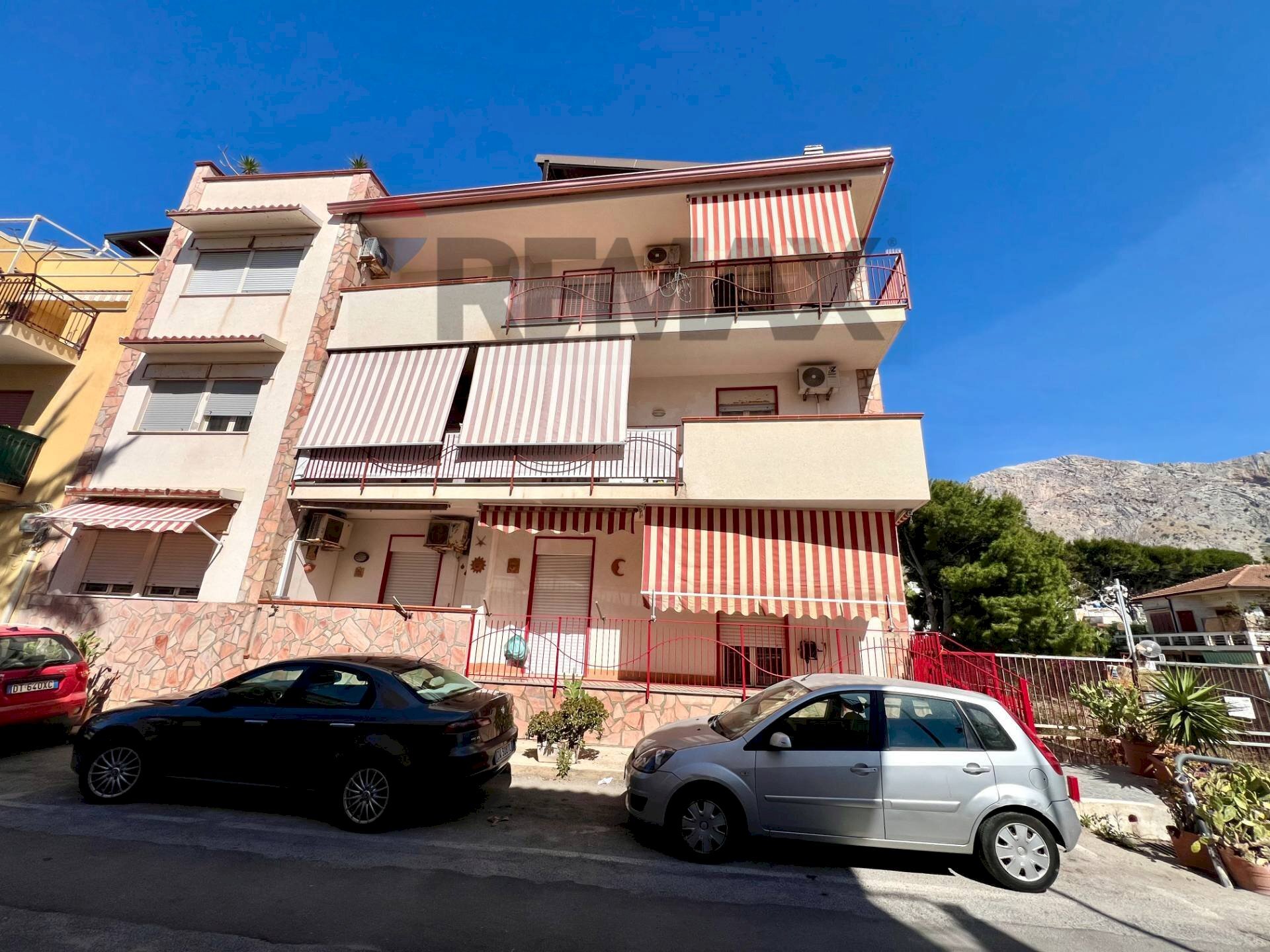 Edificio all\'aperto - Quadrilocale VIALE DEI PINI
21, Isola delle Femmine - foto 3