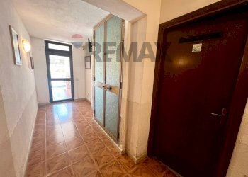 Hall / corridoio - Four-room apartment VIALE DEI PINI
 
21, Isola delle Femmine - photo 12