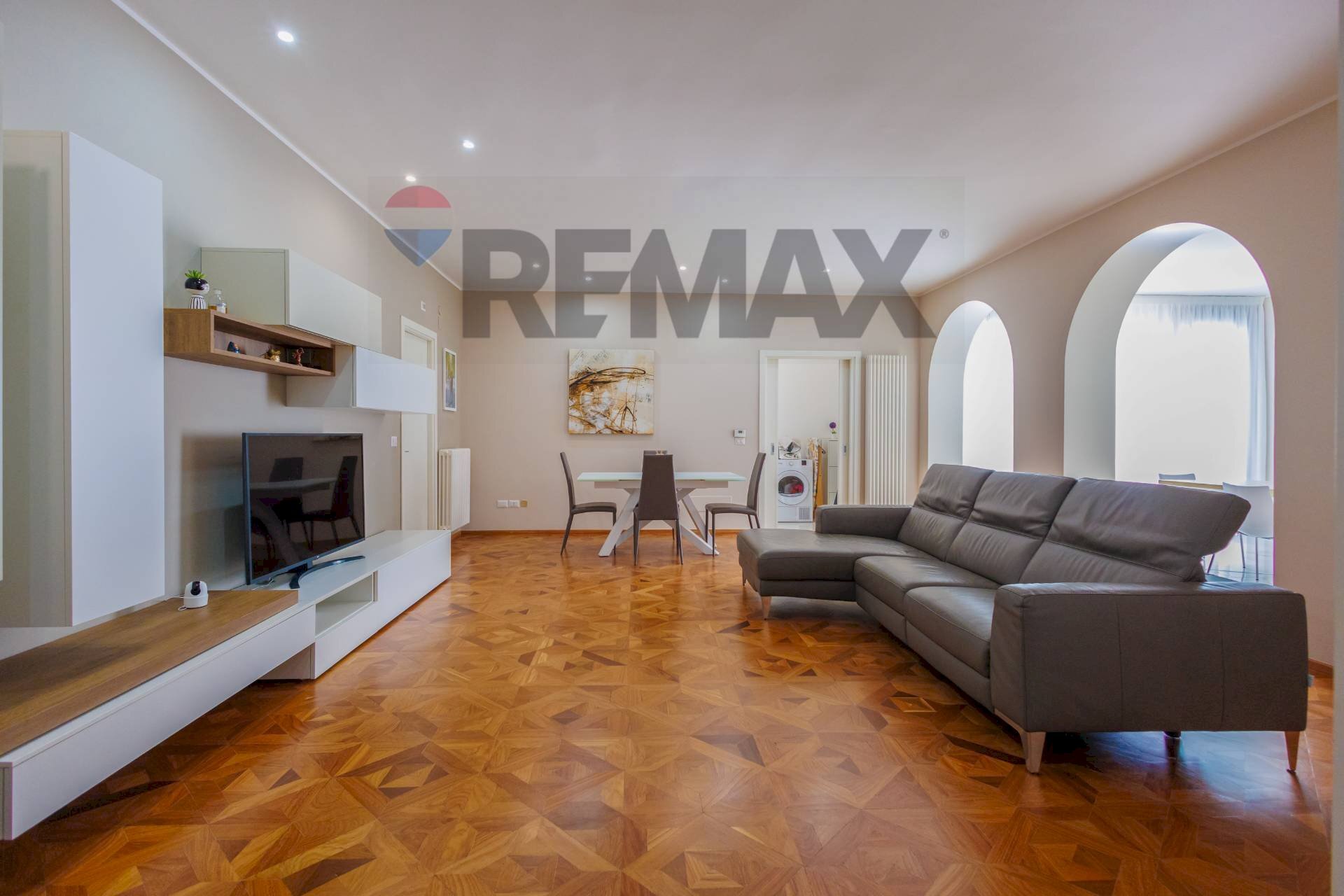 Sala da pranzo - Four-room apartment via Enrico De Nicola
 
27, Barletta - photo 1