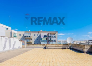 Terrazza - Four-room apartment via Enrico De Nicola
 
27, Barletta - photo 18