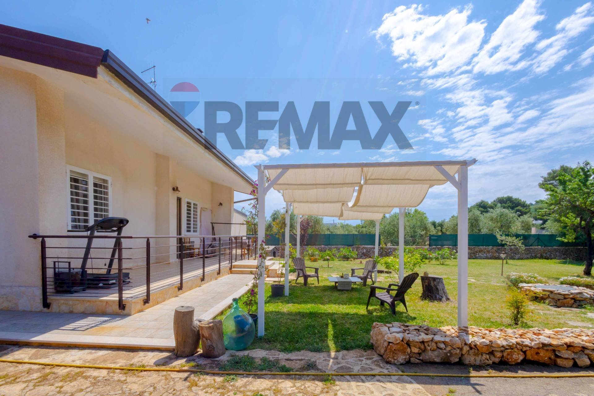Terrazza - Villa Via della Riconciliazione dei Cristiani
 
--, Cassano delle Murge - foto 2
