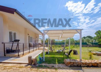 Terrazza - Villa Via della Riconciliazione dei Cristiani
 
--, Cassano delle Murge - foto 2