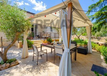 Terrazza - Villa Via della Riconciliazione dei Cristiani
 
--, Cassano delle Murge - foto 4