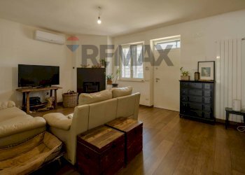 Soggiorno - Villa Via della Riconciliazione dei Cristiani
 
--, Cassano delle Murge - foto 10