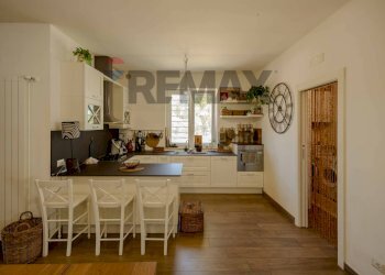 Cucina - Villa Via della Riconciliazione dei Cristiani
 
--, Cassano delle Murge - foto 13