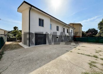 Casa all\'aperto - Casa semi indipendente Via XXV Aprile
 
10, Bonemerse - foto 2