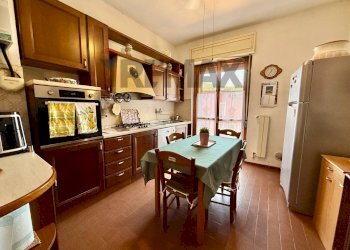 Cucina - Three-room apartment Via Cadore
48, Cremona - photo 4