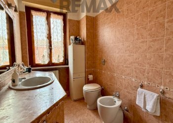 Bagno - Three-room apartment Via Cadore
48, Cremona - photo 9