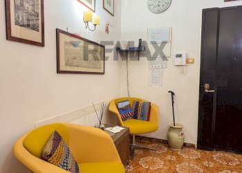 Soggiorno - Appartamento Via E. A. Mario
 
37, Napoli - foto 17