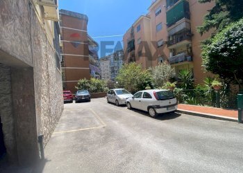 Edificio all\'aperto - Appartamento Via E. A. Mario
 
37, Napoli - foto 21
