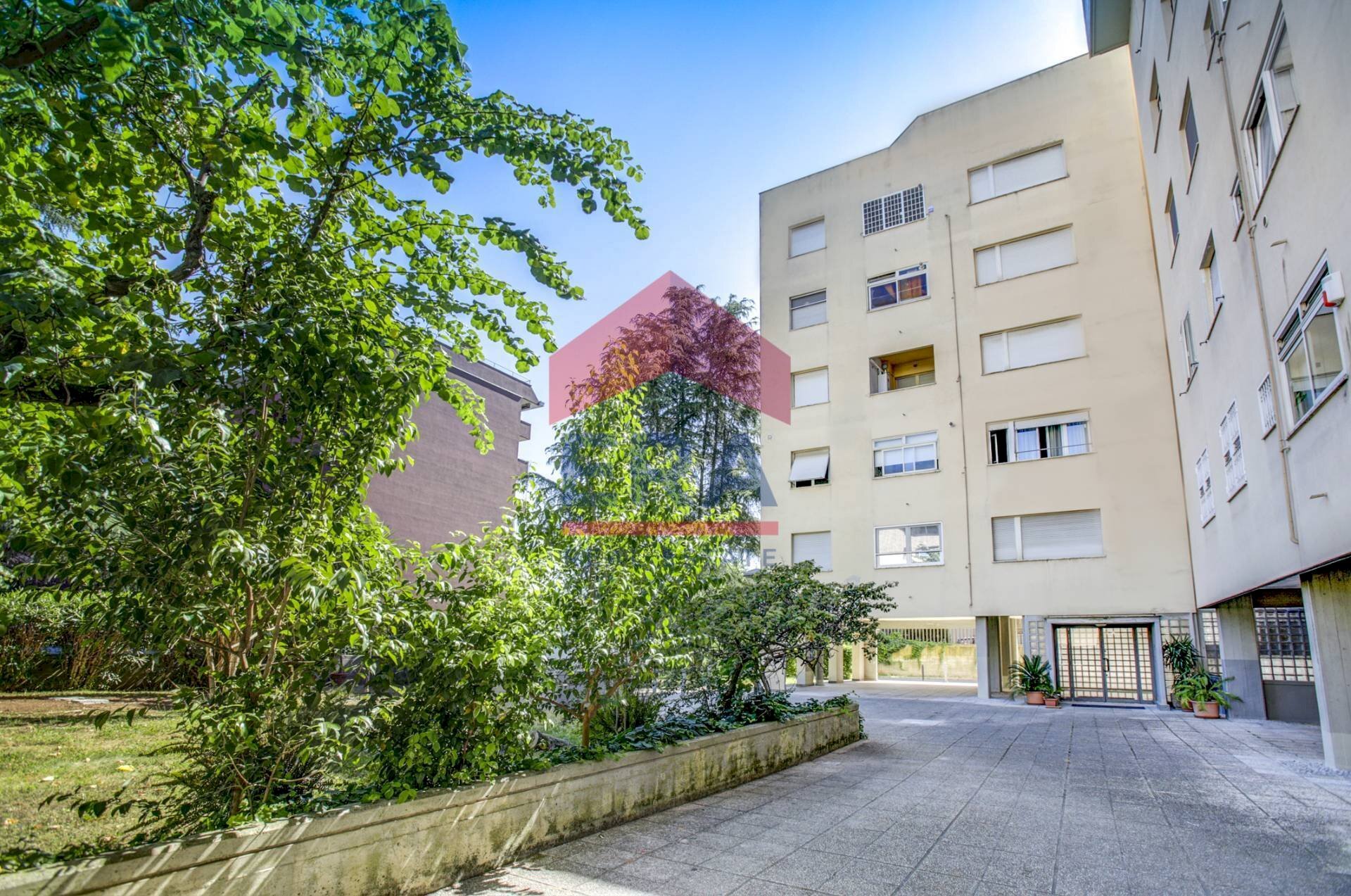 Esterna - Four-room apartment Largo Valerio Bacigalupo
 
32, Roma - photo 1