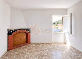 Foto 2 - Casa indipendente via Giuseppe Garibaldi
 
18, Banari - foto 2