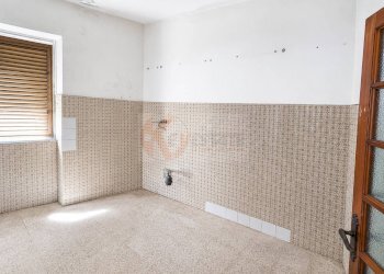 Foto 5 - Casa indipendente via Giuseppe Garibaldi
 
18, Banari - foto 5
