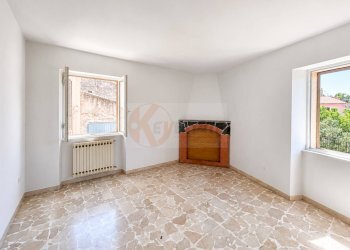 Foto 5 - Independent house via Giuseppe Garibaldi
 
18, Banari - photo 5