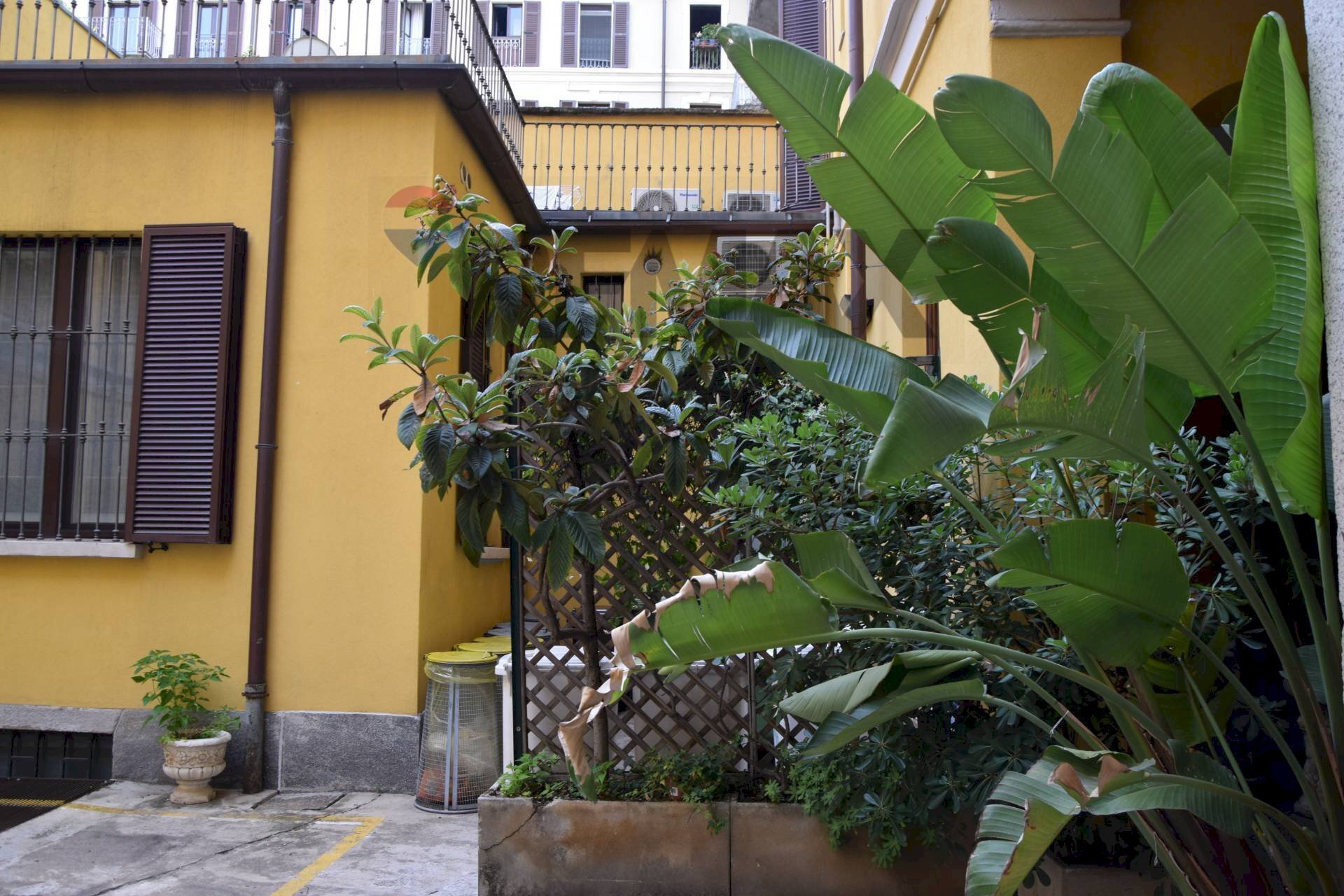 Edificio all\'aperto - Attic VIALE MONTE NERO
 
68, Milano - photo 3