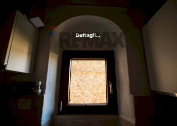 DETTAGLIO FINESTRA - Independent house VICOLO DELLO ZUAVO
 
2, Roccastrada - photo 11