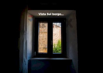 DETTAGLIO FINESTRA - Independent house VICOLO DELLO ZUAVO
 
2, Roccastrada - photo 20
