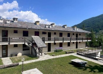 Vista - Bilocale via Clotes, 55, Sauze d'Oulx - foto 2