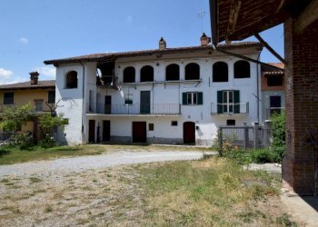Facciata - Casa indipendente via Tetti Ellero, 29, Briaglia - foto 2