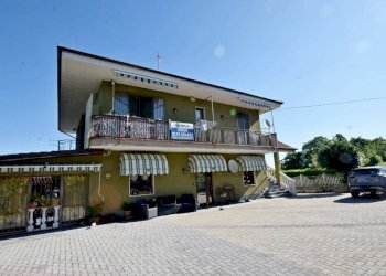 Facciata - Quadrilocale via Statale Mondovì, 72, Beinette - foto 1