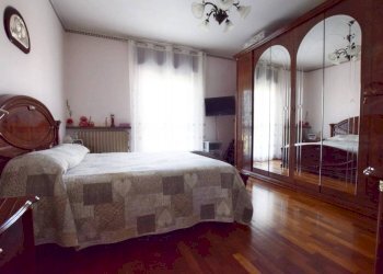 Camera da letto - Quadrilocale via Statale Mondovì, 72, Beinette - foto 13