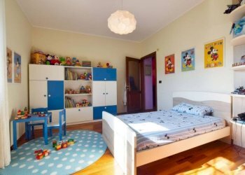 Camera da letto - Quadrilocale via Statale Mondovì, 72, Beinette - foto 17