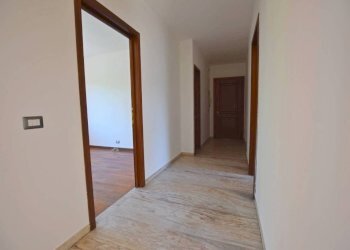 Corridoio - Quadrilocale corso Italia, 2, Mondovì - foto 11