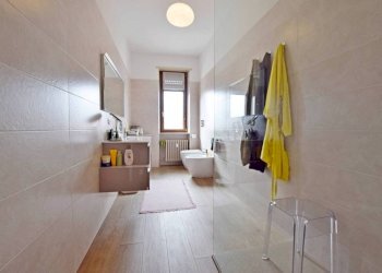 Bagno - Quadrilocale piazza Monteregale, 2, Mondovì - foto 15