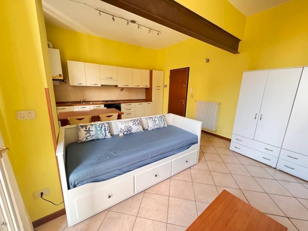 Camera da letto - One-room apartment via Emilia Est, 50, Parma (neighborhood San Lazzaro) - photo 2